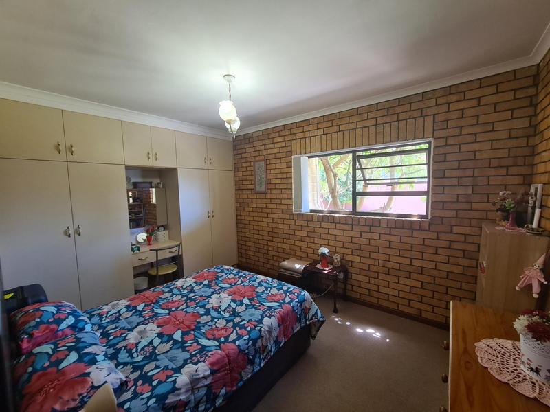 7 Bedroom Property for Sale in Noorsekloof Eastern Cape